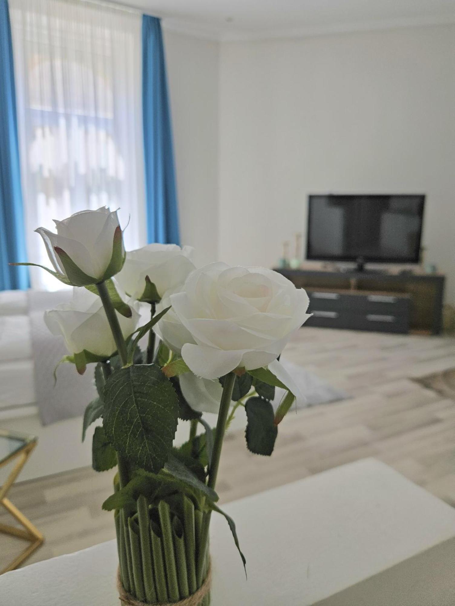 Designer Downtown Gem Lägenhet Budapest Exteriör bild
